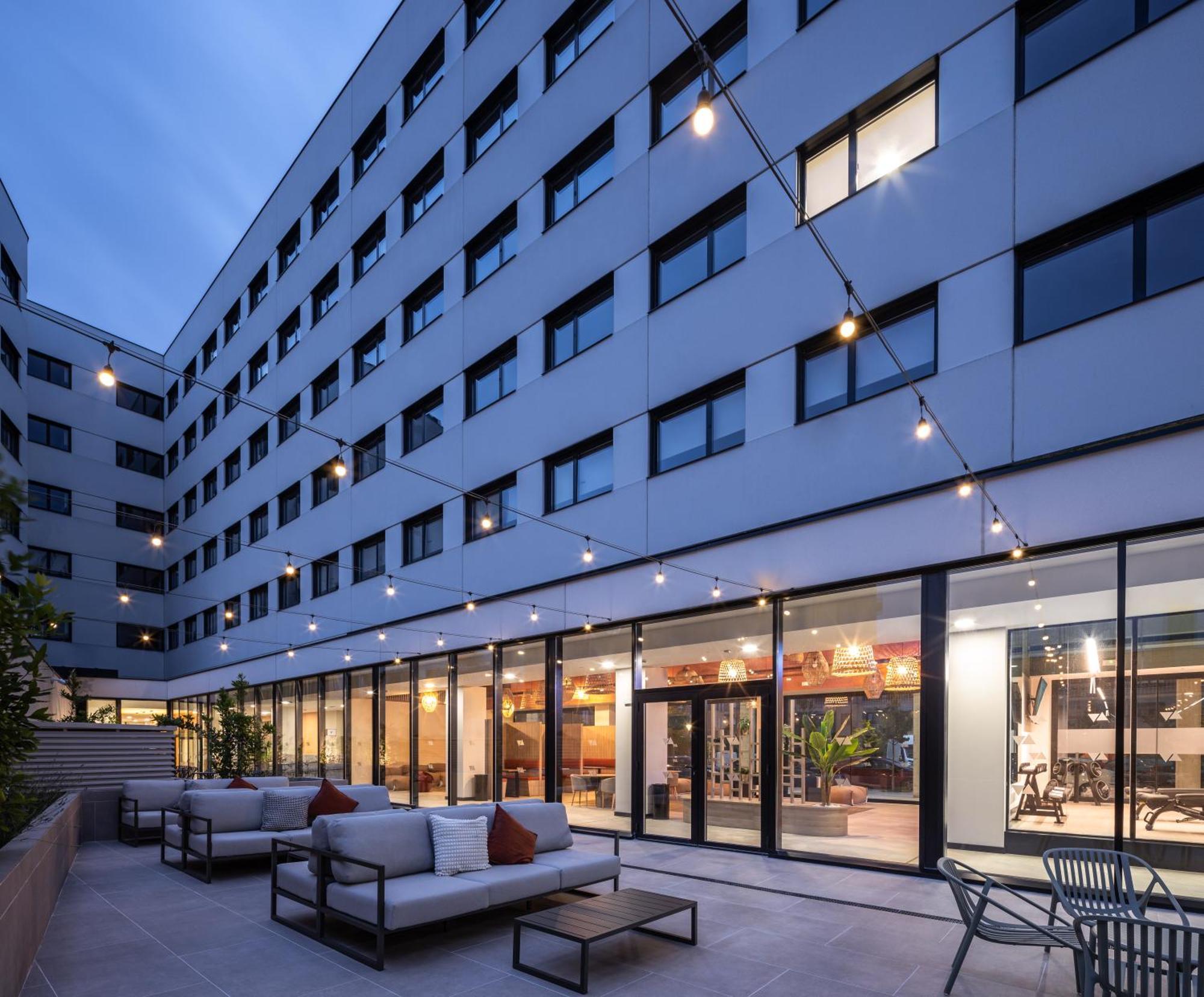 Amro Residencia De Estudiantes Pamplona