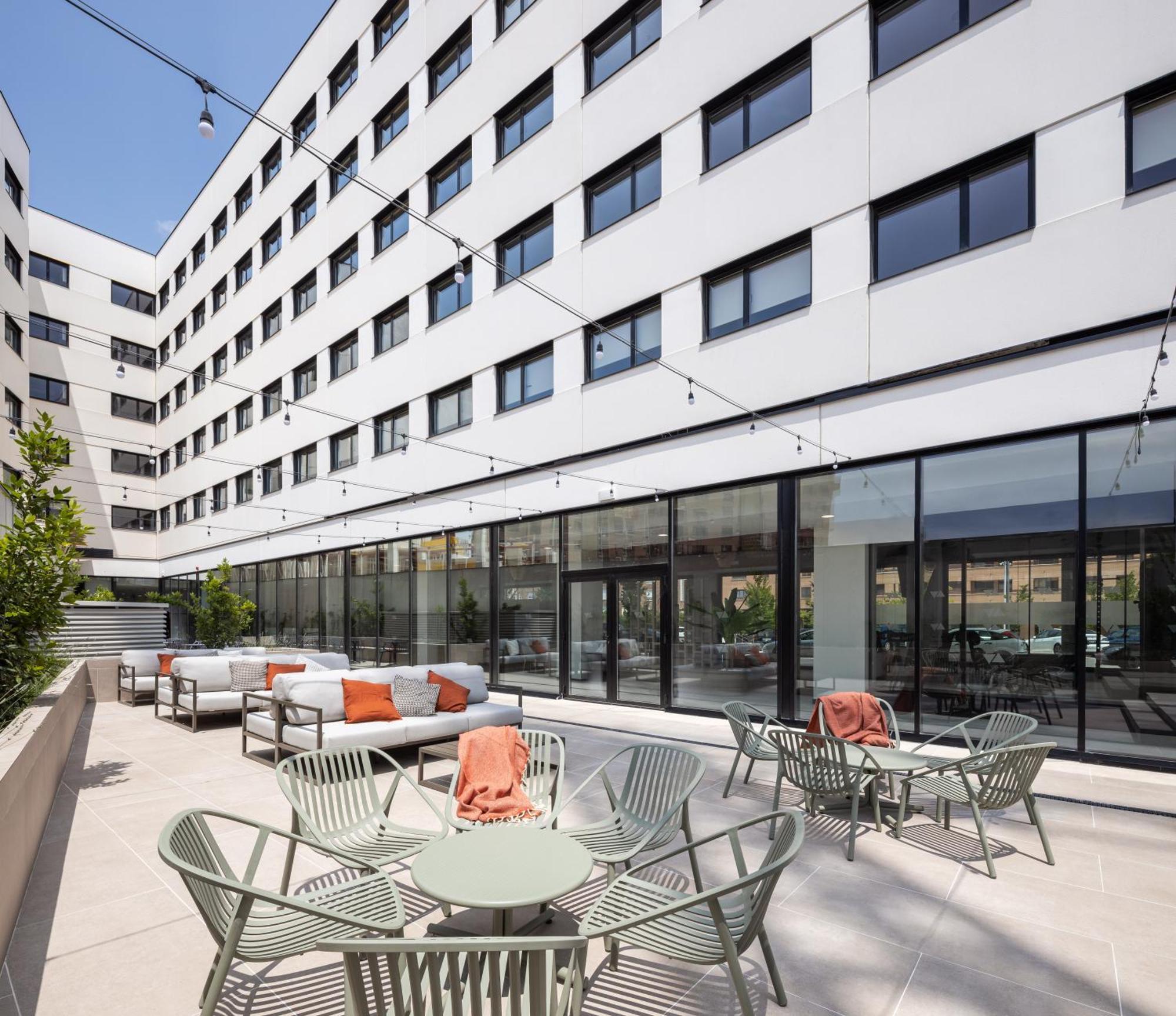 Appartement Amro Residencia De Estudiantes *